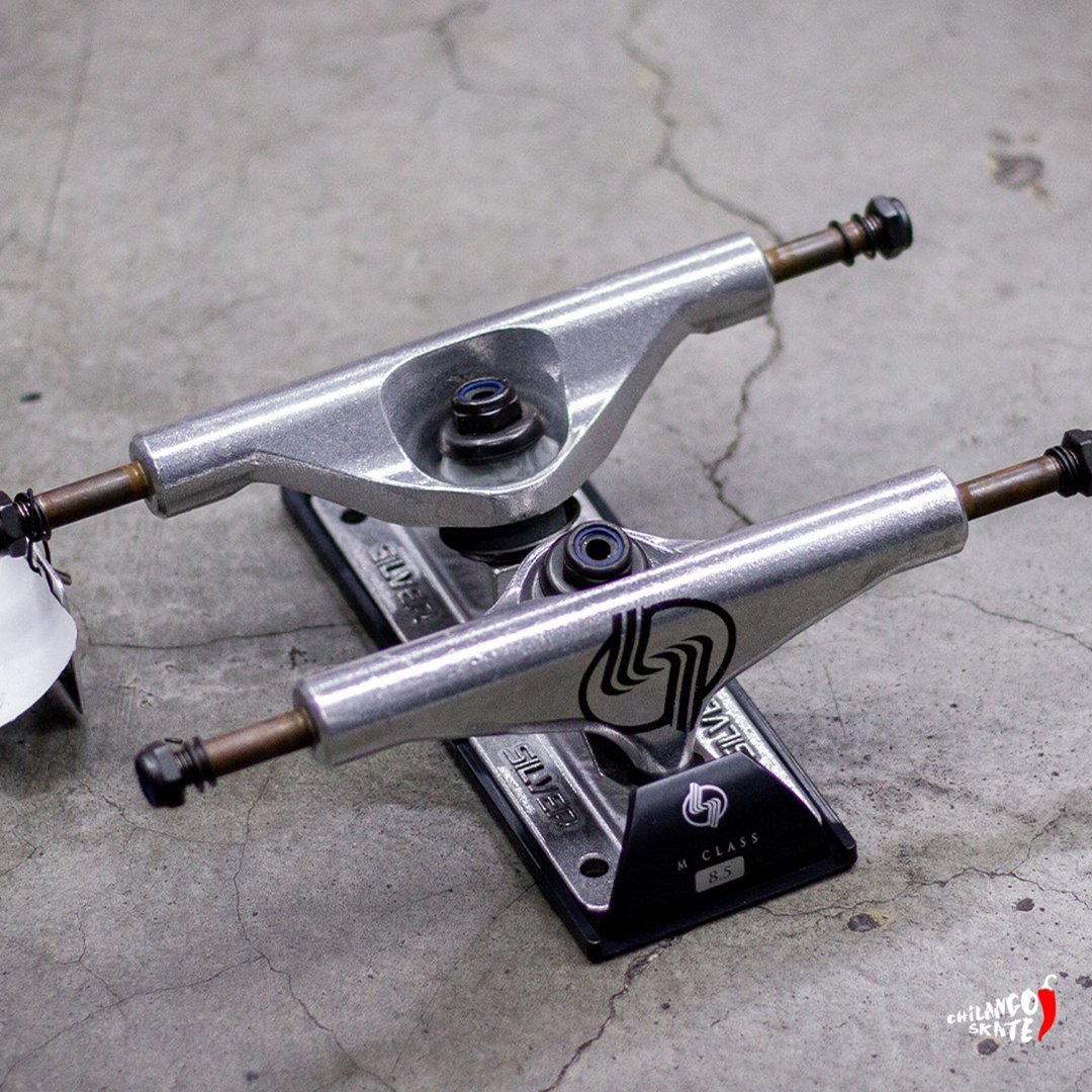 Silver Trucks 8.25”