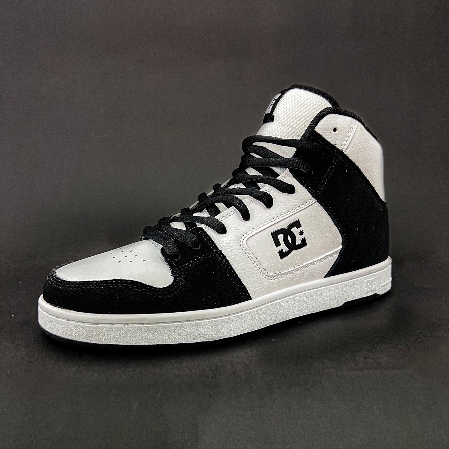 DC Shoes Manteca 4 Hi High Top Talla 8.5Us