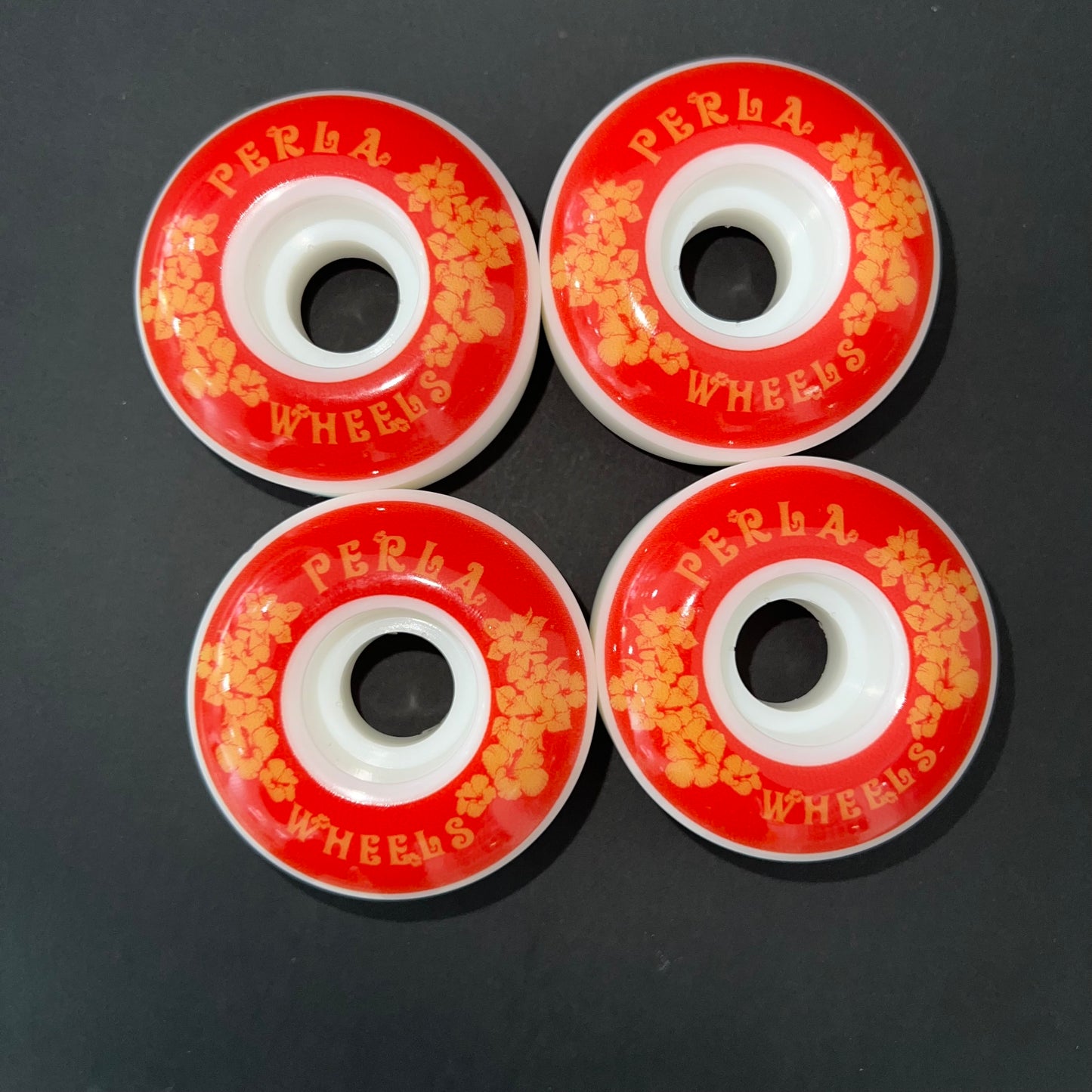 Perla Wheels Floral 54mm