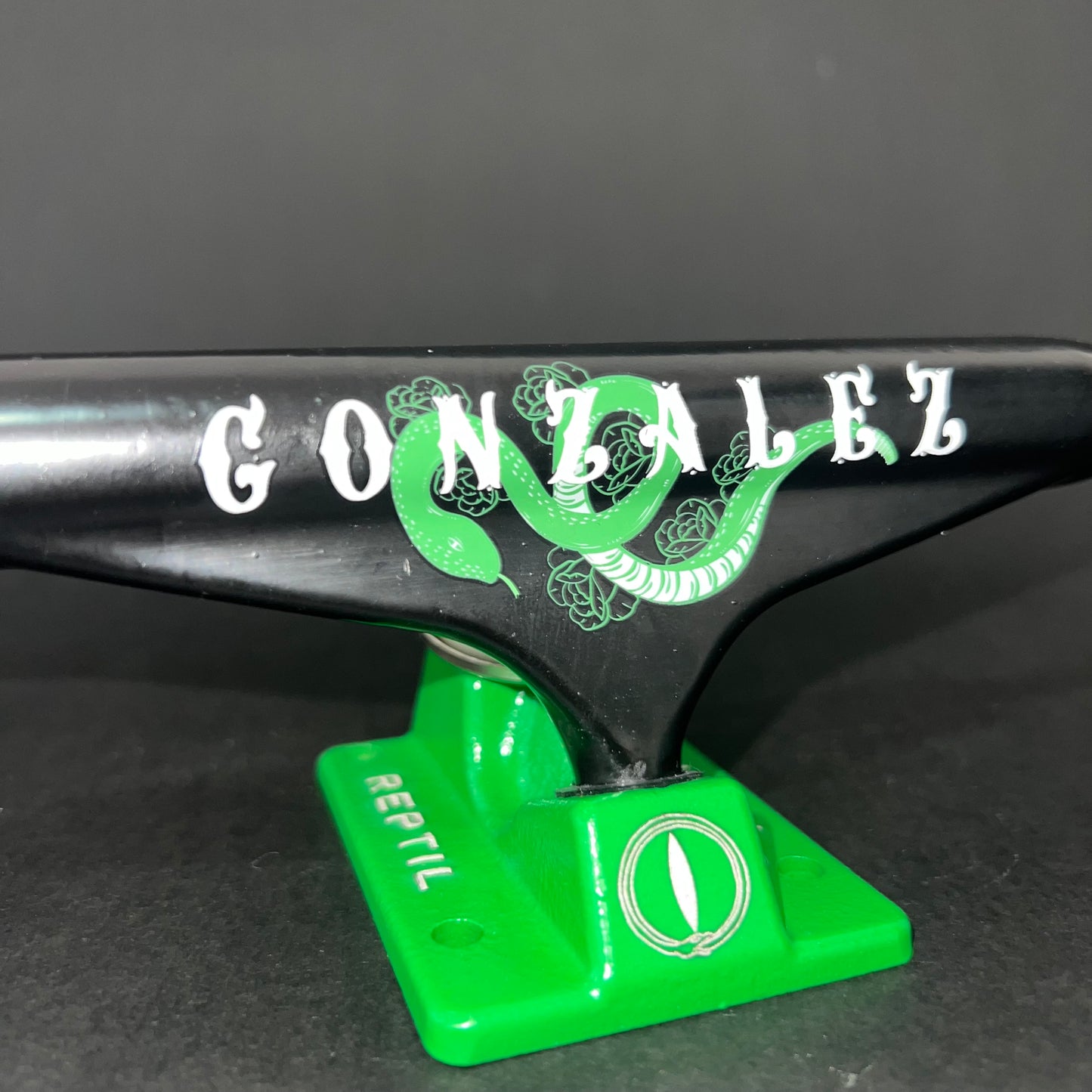 Reptil Trucks Gonzalez