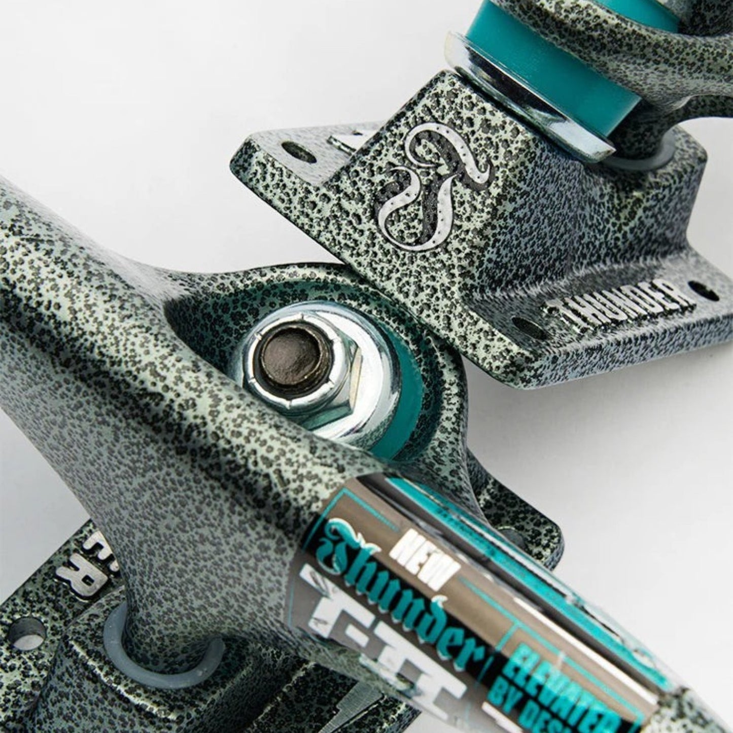 Thunder Team T-II Leviathan Trucks 148