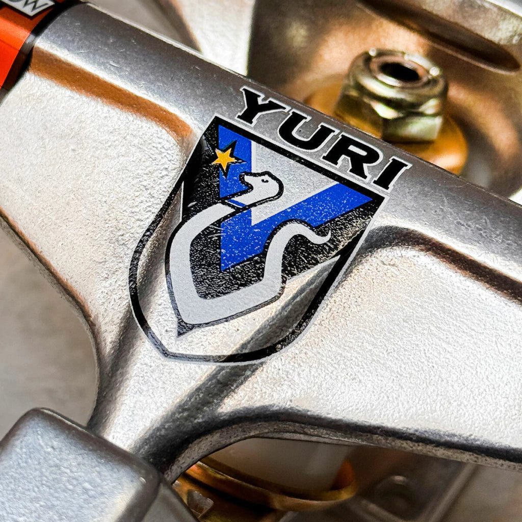VENTURE Yuri V-HOLLOW LIGHT
